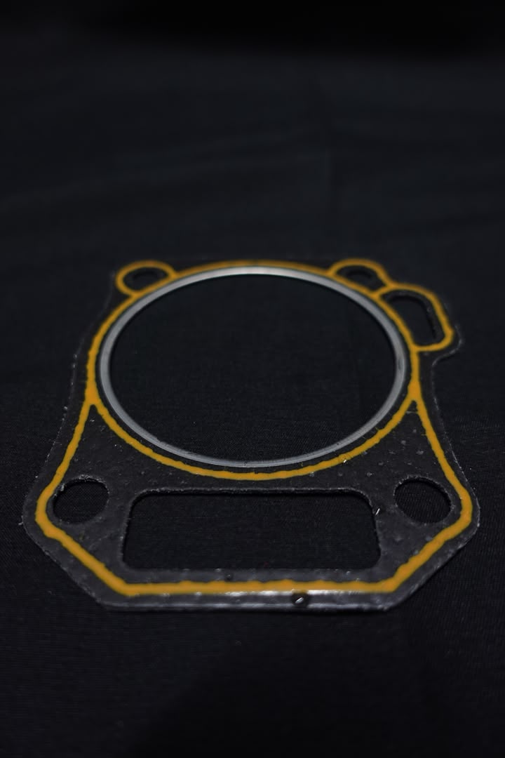 HARDWARE & GASKETS